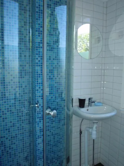 Guest house Gustav Bed & Kitchenette Hotel Gothenburg