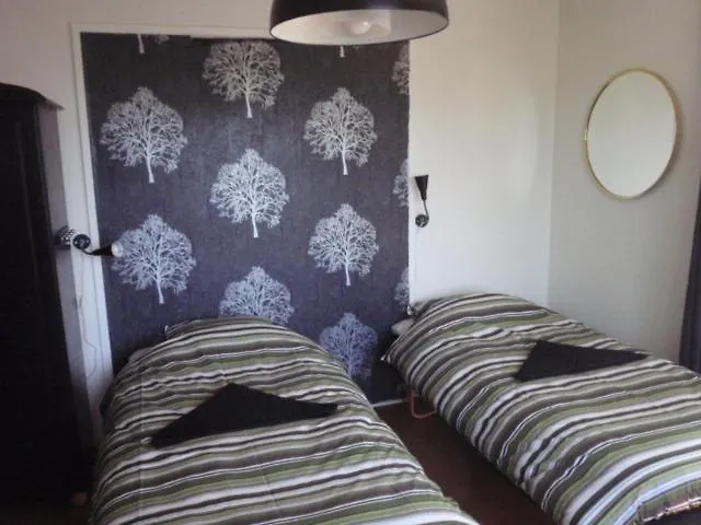Gustav Bed & Kitchenette Hotell Göteborg
